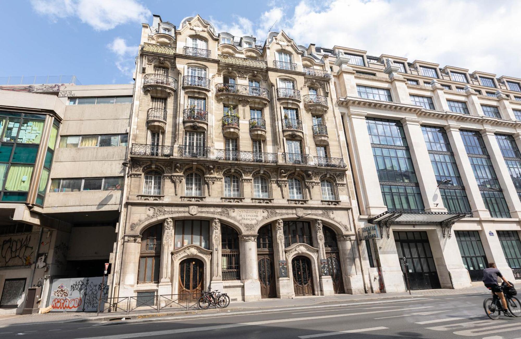 Apartment Marais Renard Paris